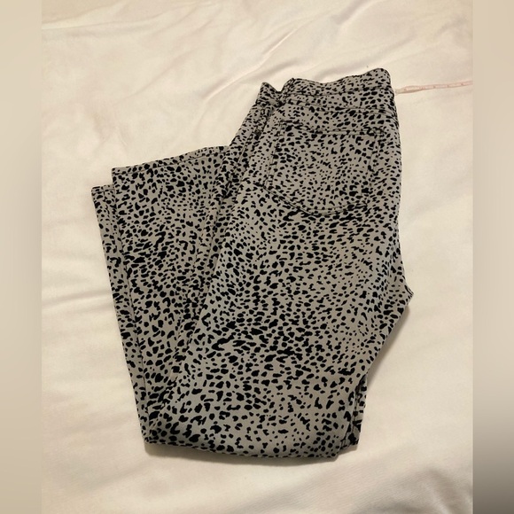 Rag & Bone Hana Jeans Cheetah Print - Gray - Like New - Picture 4 of 7